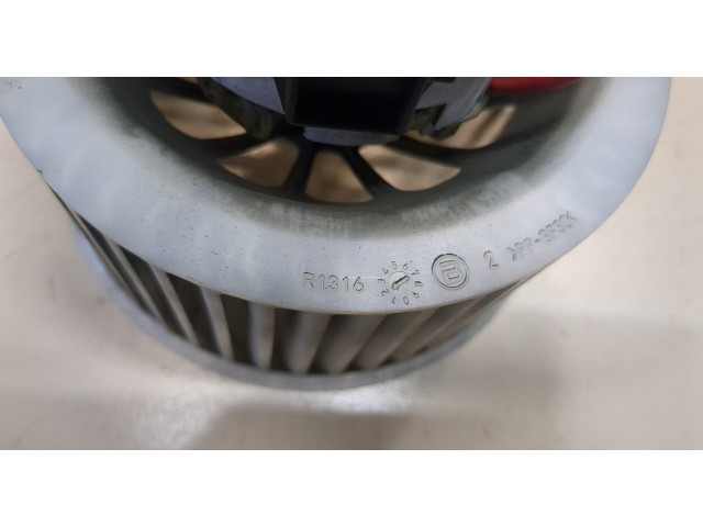 Моторчик печки  BMW 7 F01 2008-2015          