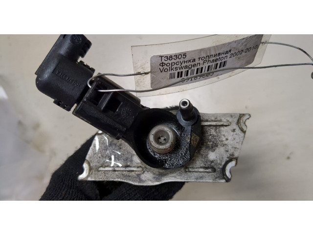 Форсунка топливная  Volkswagen Phaeton 2002-2010    059130277BD, 059130855AX     