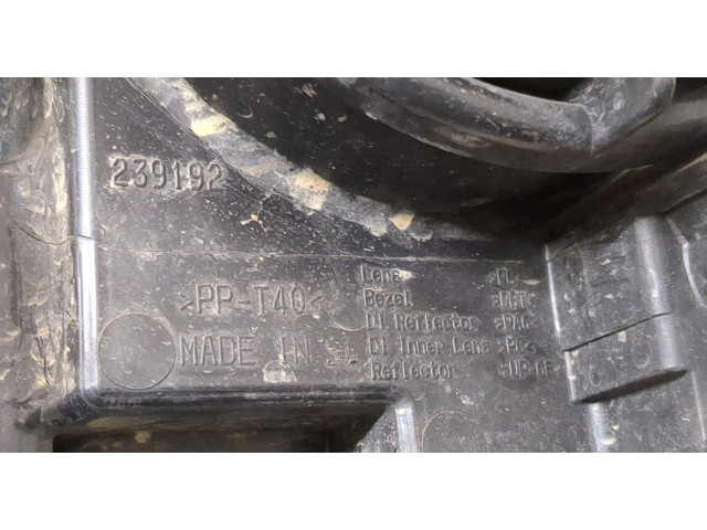 Фара передняя  Nissan Qashqai 2006-2013 правая 