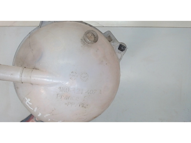 Бачок расширительный  Volkswagen Passat CC 2008-2012 1K0121407A     2.0