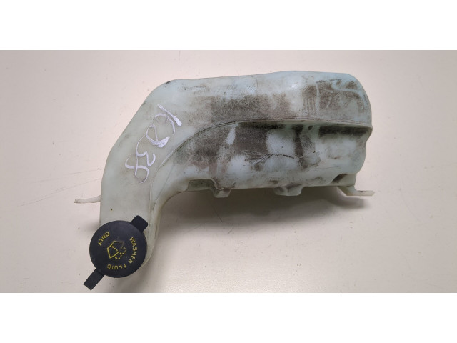 Бачок омывателя  Ford Mustang 1994-2004    