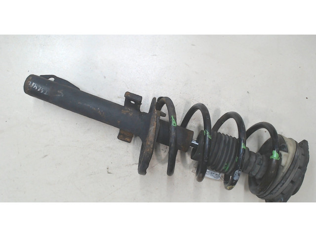 Стойка амортизатора  Renault Megane 3 2009-2016 54020008R   3  1.5  дизель