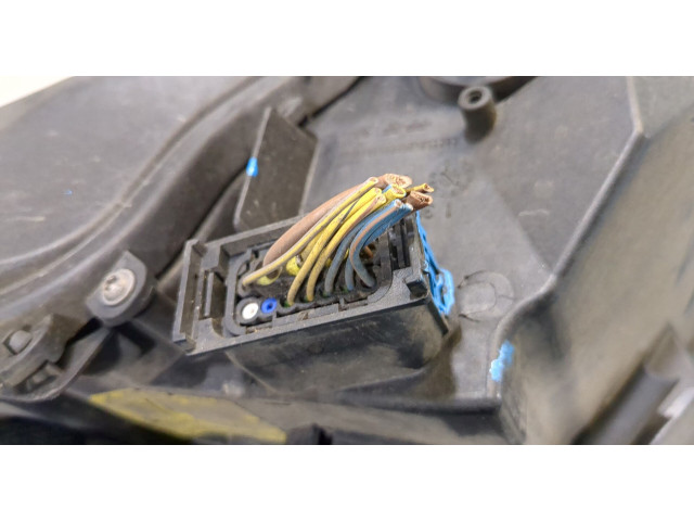 Фара передняя  BMW 3 E90, E91, E92, E93 2005-2012 правая 