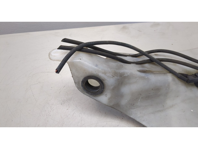 Бачок омывателя  Renault Megane 3 2009-2016 289100014R, 289100033R   