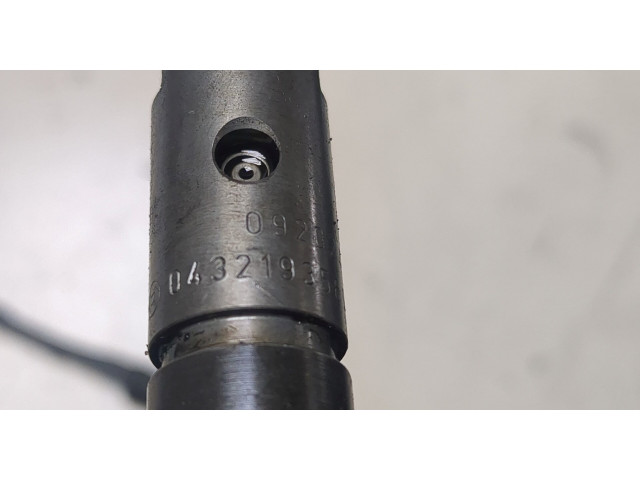 Форсунка топливная  Saab 9-3 2002-2007    9196701, 90573868     