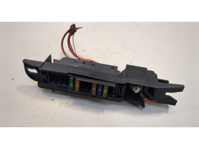 Блок предохранителей  Audi A8 (D3) 2005-2007      4f0941824f     4.2