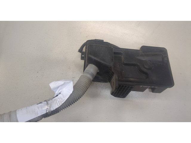 Бачок омывателя  Volkswagen Tiguan 2007-2011 5no955453, 5no955453a, 5no955453b   
