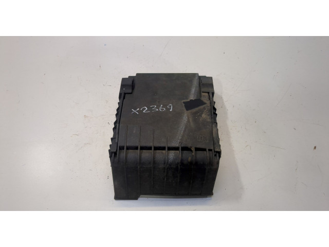 Крышка блока предохранителей  Skoda Octavia (A5) 2008-2013           1.6