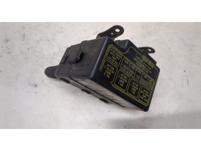 Блок реле  Hyundai Tucson 1 2004-2009      9490E120   1  2