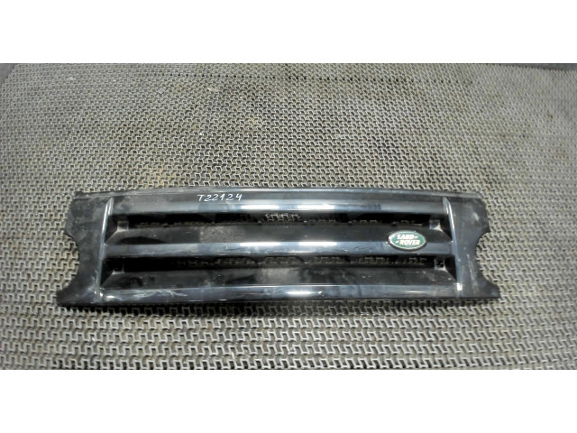 Решетка радиатора  Land Rover Discovery 3 2004-2009            2.7 DHB000274LML