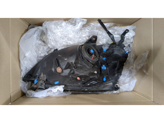 Фара передняя  Honda Civic 2000-2006 правая 