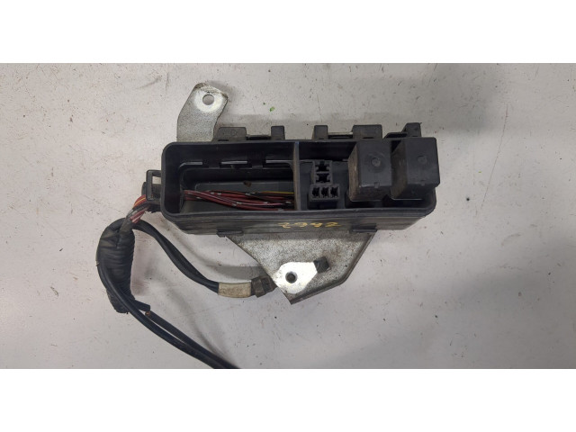 Блок реле  Mazda CX-7 2007-2012          2.3
