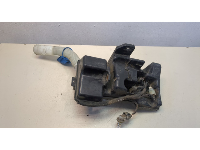 Бачок омывателя  Volkswagen Tiguan 2007-2011    