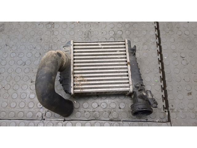 Интеркулер  Volkswagen Passat 5 2000-2005 2.5      