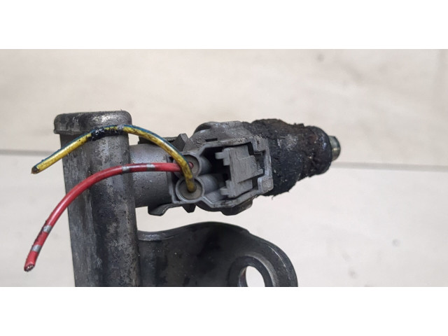 Форсунка топливная  Mitsubishi Colt 2008-2012    MN143973, MR988977     
