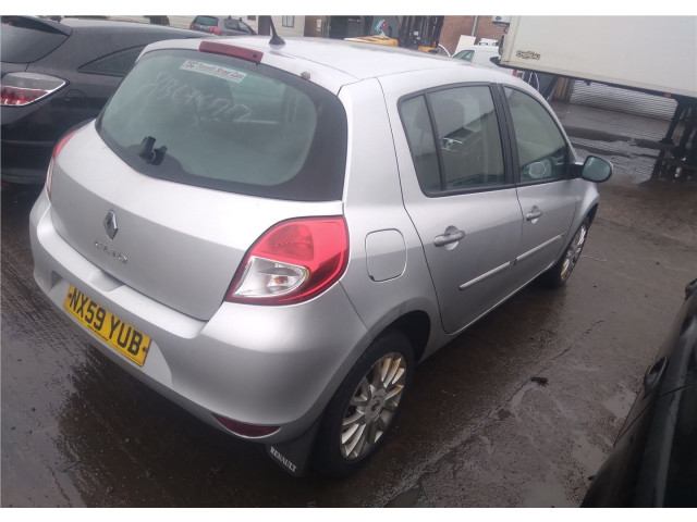 Стартер  Renault Clio 2009-2012 1.5  8200584675b   