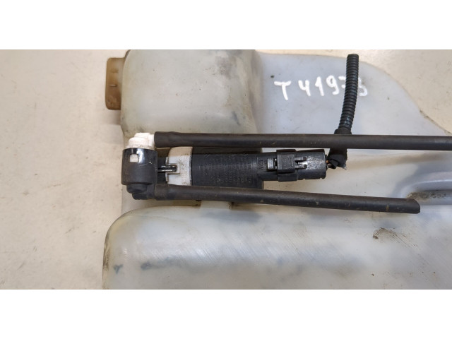 Бачок омывателя  Renault Megane 3 2009-2016 289100014R   