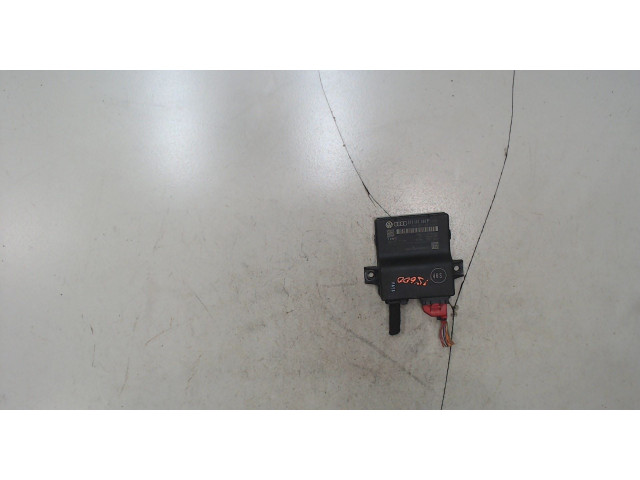 Блок комфорта  Audi A5 2007-2011      8T0907468P   