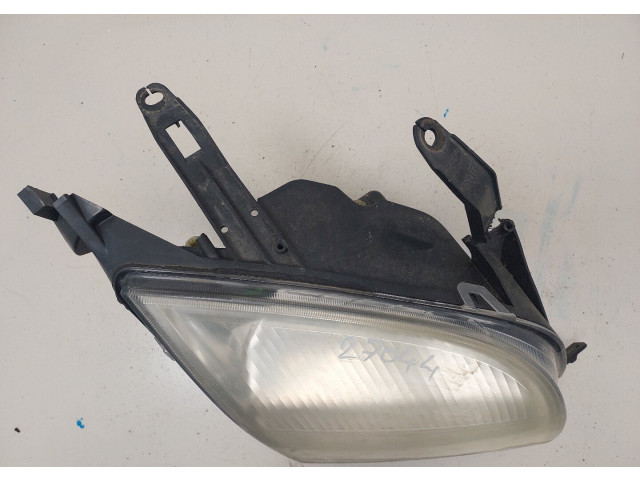 Фара передняя  Ford Fusion 2002-2012 правая 