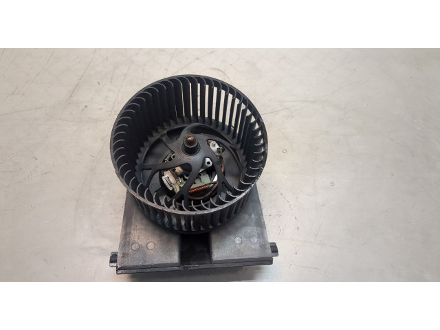 Моторчик печки  Volkswagen Golf 5 2003-2009 1j1819021a      1j1819021a   