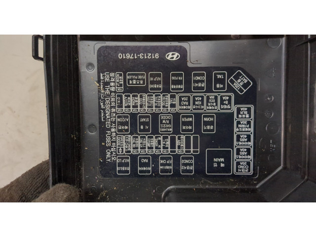 Блок предохранителей  Hyundai Matrix      9121317610   