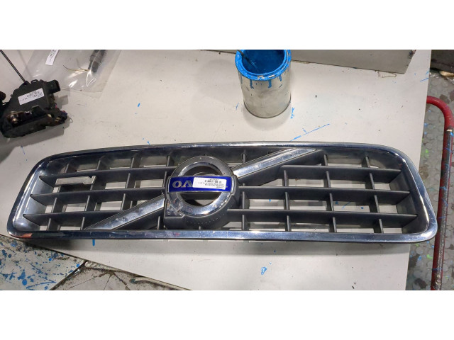 Решетка радиатора  Volvo XC90 2002-2014          31333284