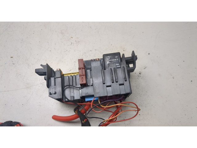 Блок предохранителей  Mercedes C W205 2014-2018      A2059067200     2.1