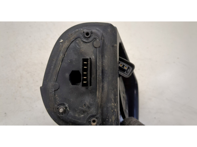 Зеркало боковое  Mercedes C W202 1993-2000  правое           2028100821, 2108106416, 2028208442, 2108110260