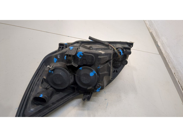Фара передняя  Ford Focus 2 2008-2011 правая 