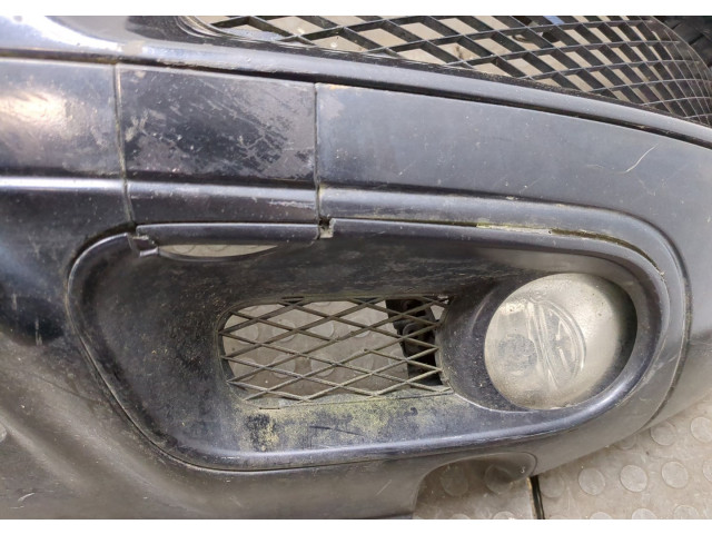 Бампер  Volkswagen Touareg 2002-2007 передний   