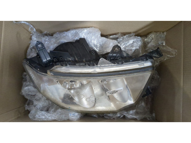 Фара передняя  Mitsubishi L200 2006-2015 правая 