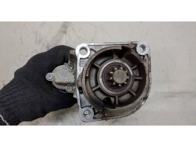 Стартер  Volkswagen Polo 1999-2001 1.4  001911023   