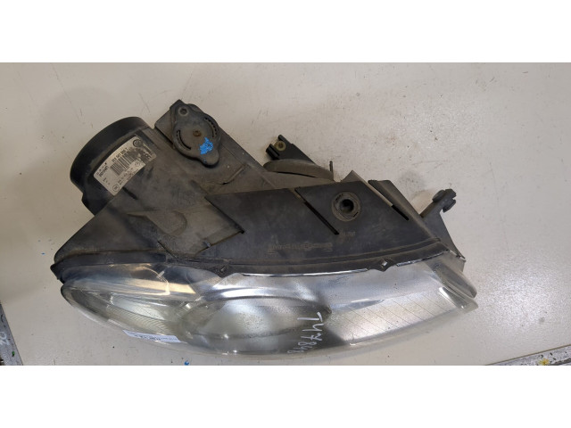 Фара передняя  Volkswagen Passat 6 2005-2010 правая 