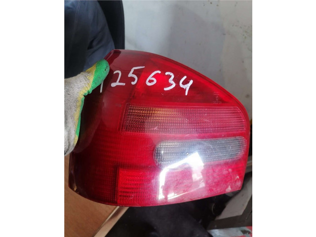 Задний фонарь     8L0945095B   Audi A3 (8L1) 1996-2003 