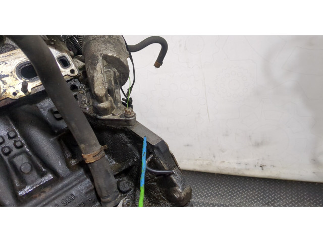 Клапанная крышка двигателя ДВС  Opel Corsa D 2006-2011 1.2  55351461   