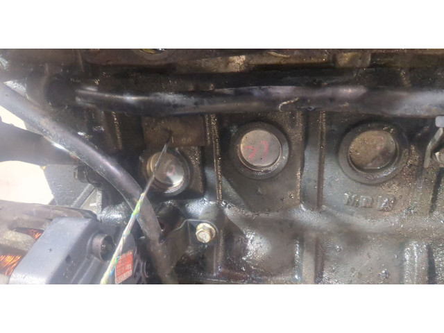 Клапанная крышка двигателя ДВС  Hyundai Getz 1.3     