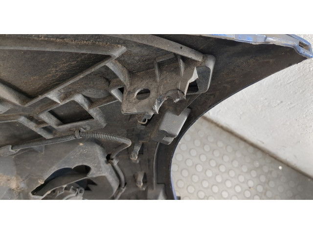 Бампер  Renault Scenic 2009-2012 передний   