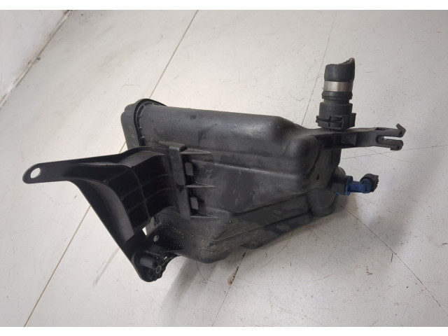 Бачок расширительный  BMW 5 F10 2010-2017 17137601949, 7601949, 17117639020, 7639020   