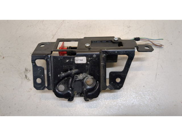 Замок багажника  BMW X3 E83 2004-2010       