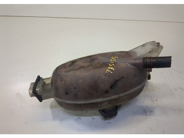 Бачок расширительный  Opel Vivaro 2001-2014 7700312900    2.0