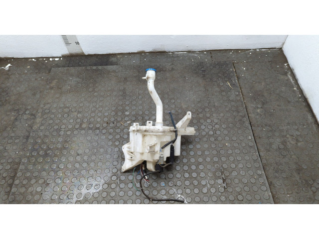Бачок омывателя  Toyota Auris E15 2006-2012    