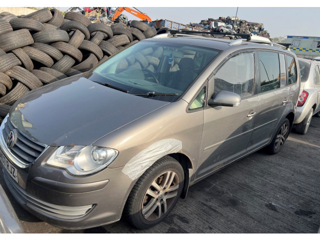 Блок управления двигателем  Volkswagen Touran 2006-2010     