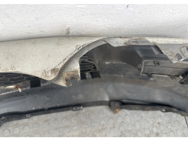 Бампер  Toyota Corolla Verso 2004-2009 передний   
