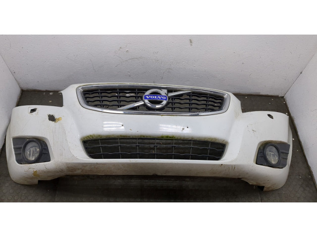 Решетка радиатора  Volvo C70 2006-2009          