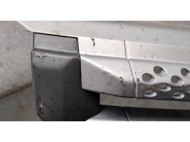 Решетка радиатора  Land Rover Range Rover Sport 2005-2009             2.7 