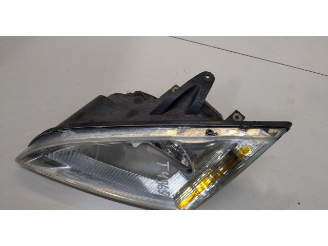 Фара передняя  Ford Focus 2 2005-2008 левая 