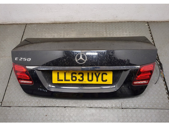 Замок багажника  Mercedes E W212 2013-2016       