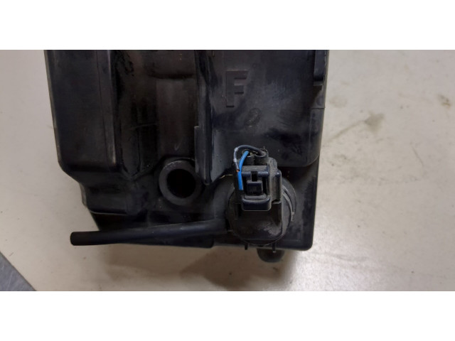 Бачок омывателя  Mazda 6 (GG) 2002-2008 855341054   