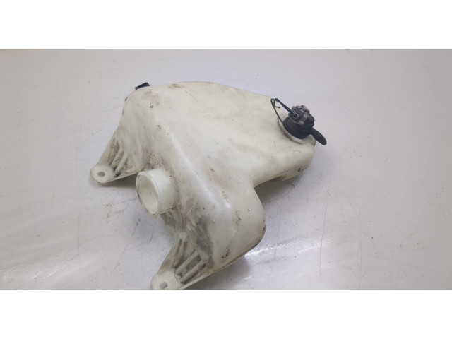 Бачок омывателя  Mazda RX-8 860141395   
