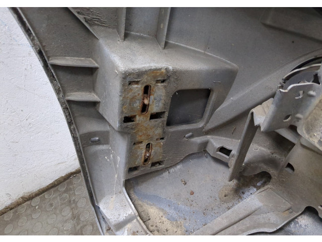 Бампер  Mercedes ML W163 1998-2004 передний   A1638804570
